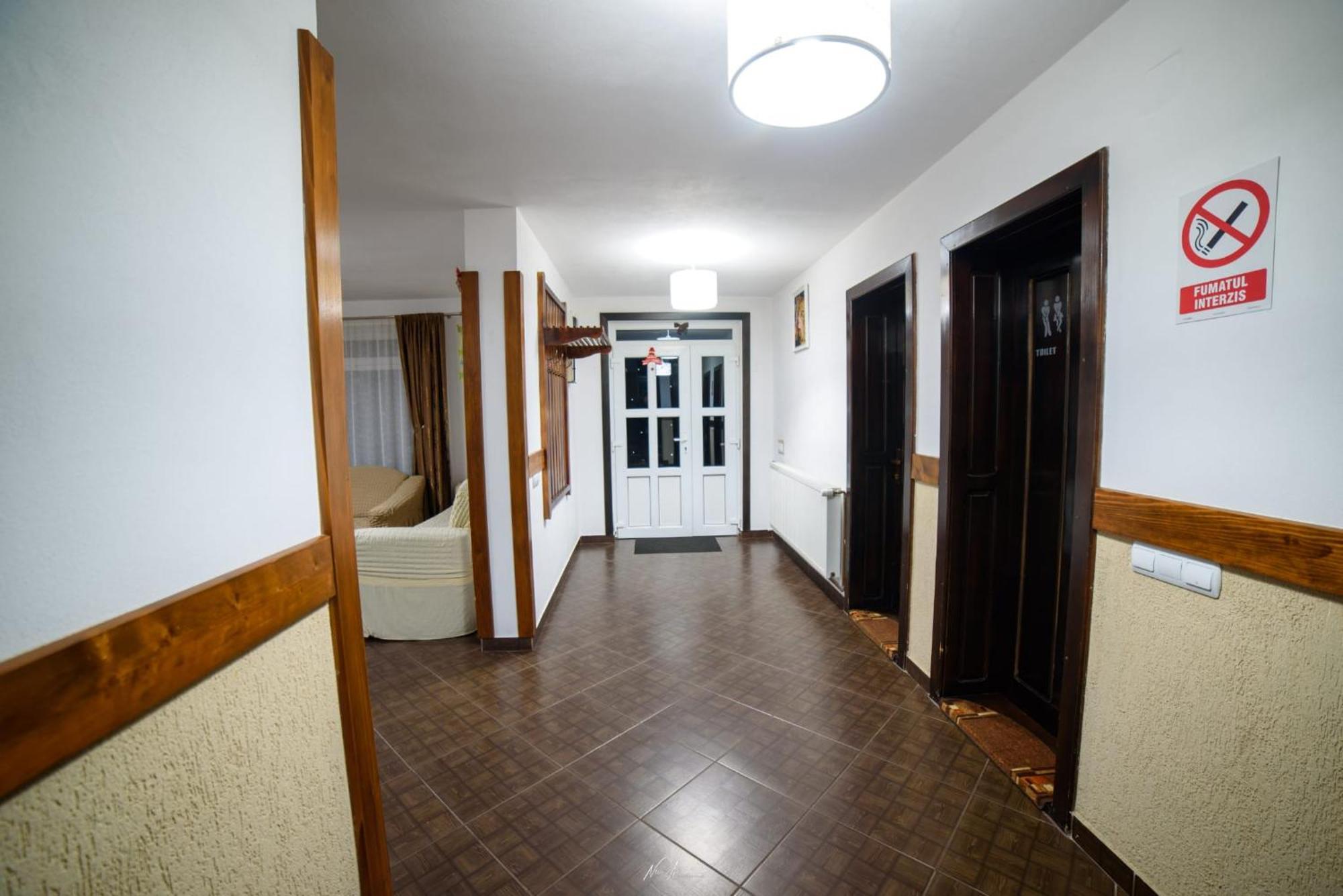 Cabana Georgiana Arieseni Bagian luar foto