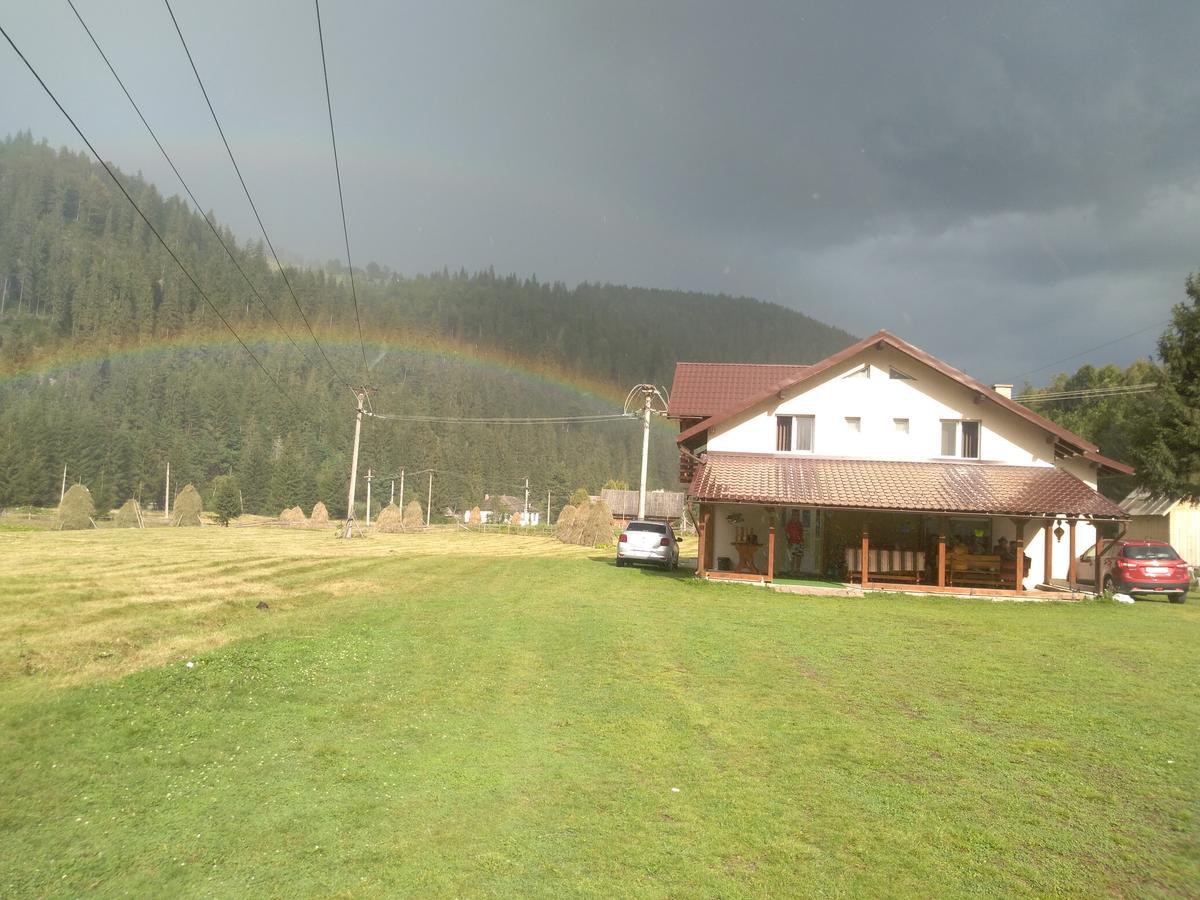 Cabana Georgiana Arieseni Bagian luar foto